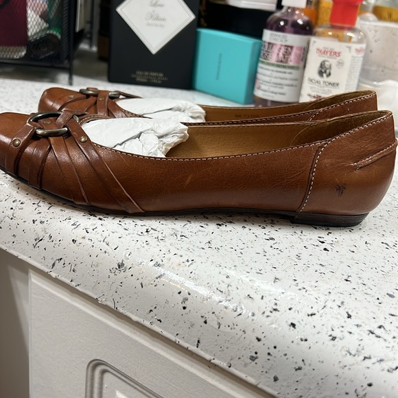 Frye Shoes - Picture 5 of 8